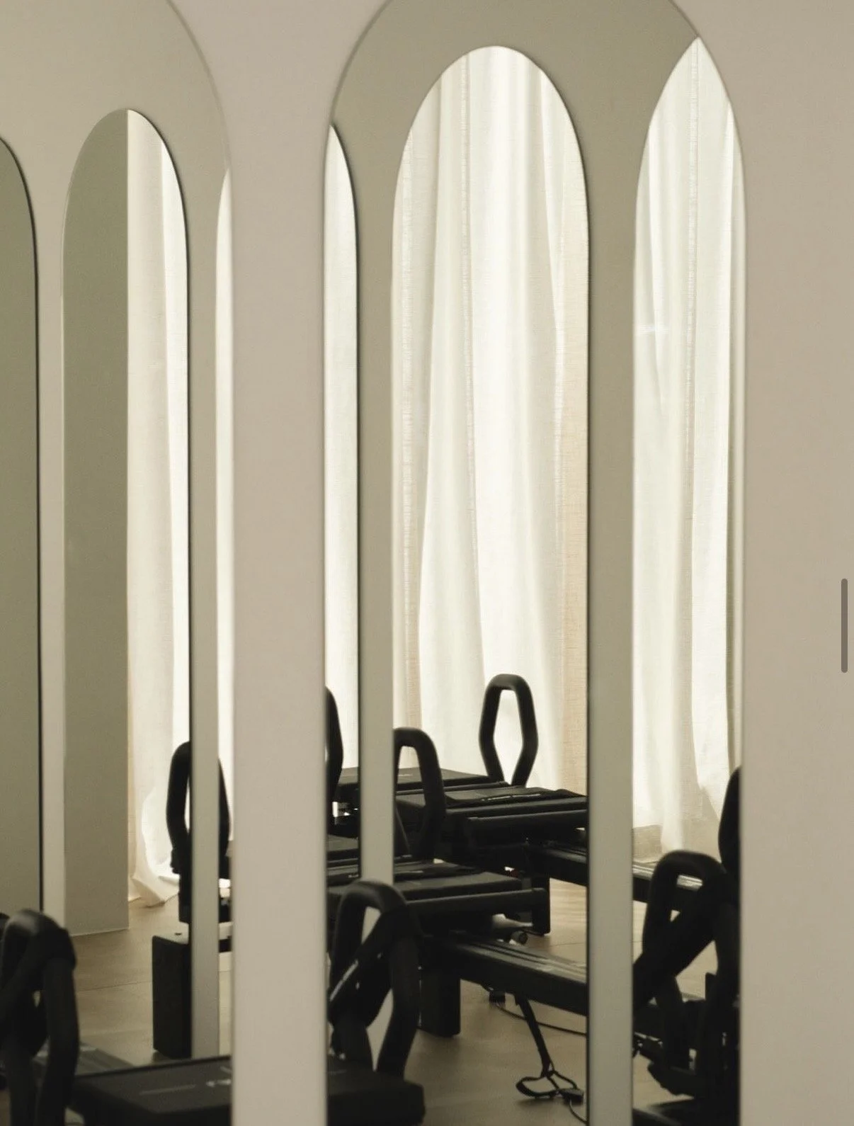 Intérieur studio Lagree SLOMO Toulouse - Côte Pavée